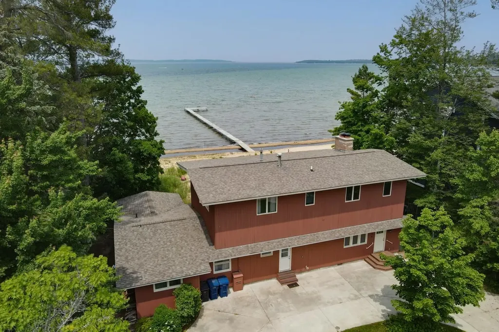 2175 N Us-31 N East Bay Township MI 49686