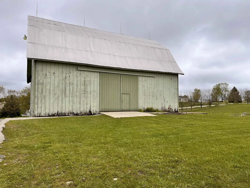 9580 E Shady Lane Bingham Township MI 49682