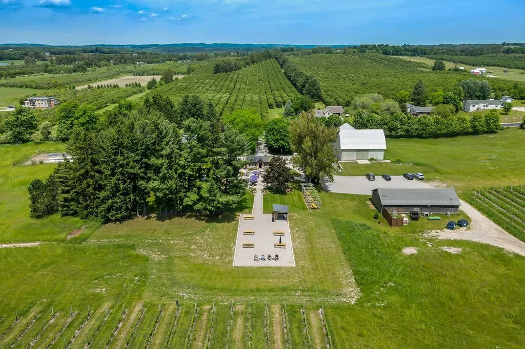 9580 E Shady Lane Bingham Township MI 49682
