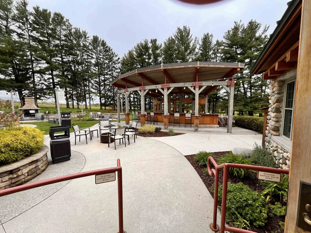 9580 E Shady Lane Bingham Township MI 49682