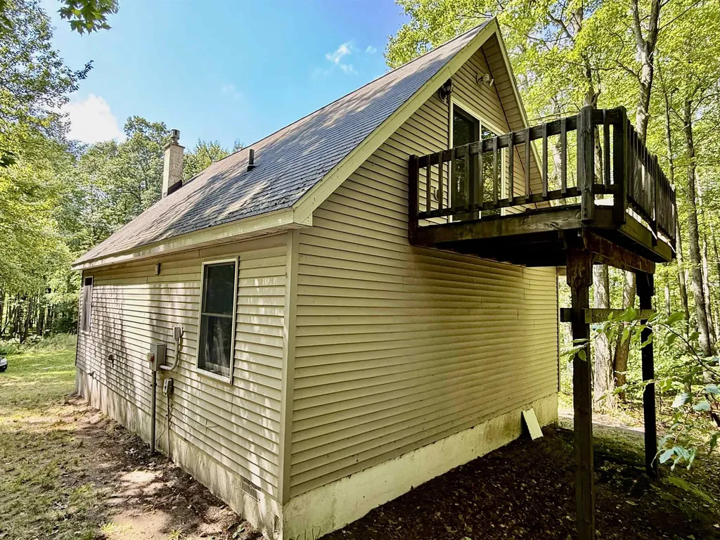 16121 130th Avenue Rose Lake Township MI 49655
