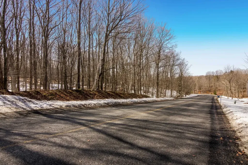 00 Glory Road Crystal Lake Township MI 49635