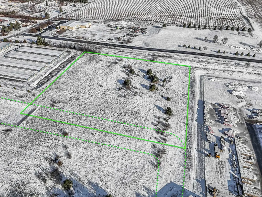 4.66 Acres E M 72 Acme Township MI 49690
