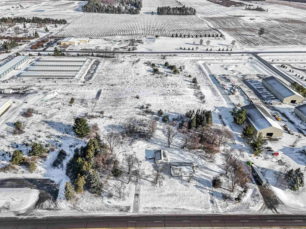 7075(2 Parcels) E M 72 Acme Township MI 49690