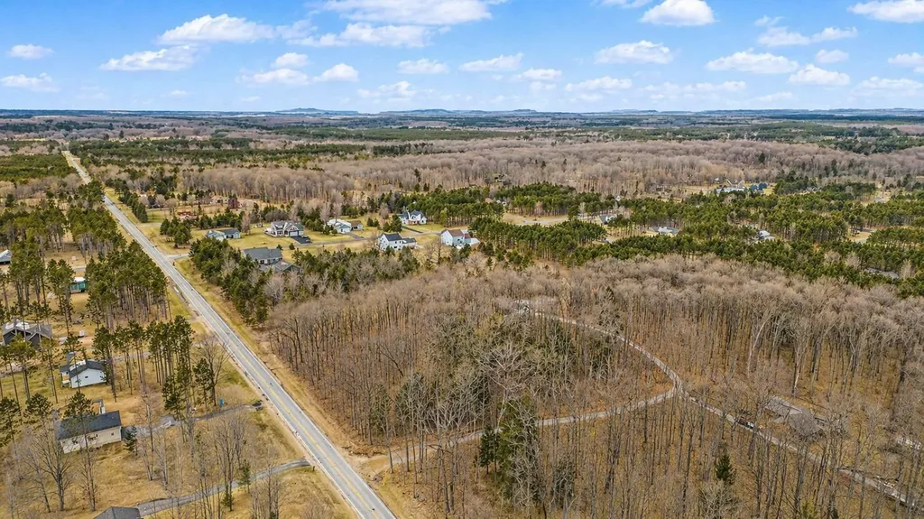 10186 Thiel Road Long Lake Township MI 49685