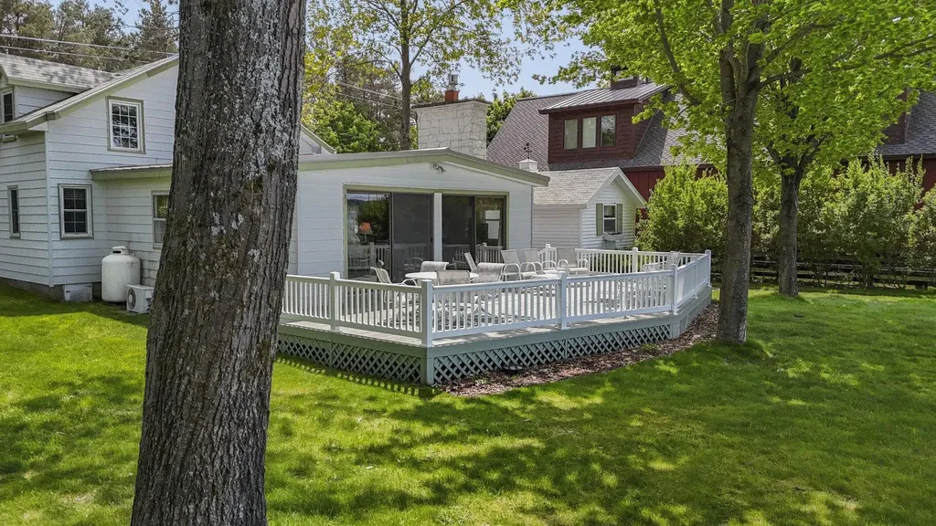 5882 Crystal Beach Road Clearwater Township MI 49676