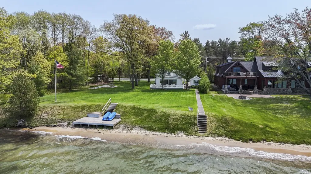 5882 Crystal Beach Road Clearwater Township MI 49676