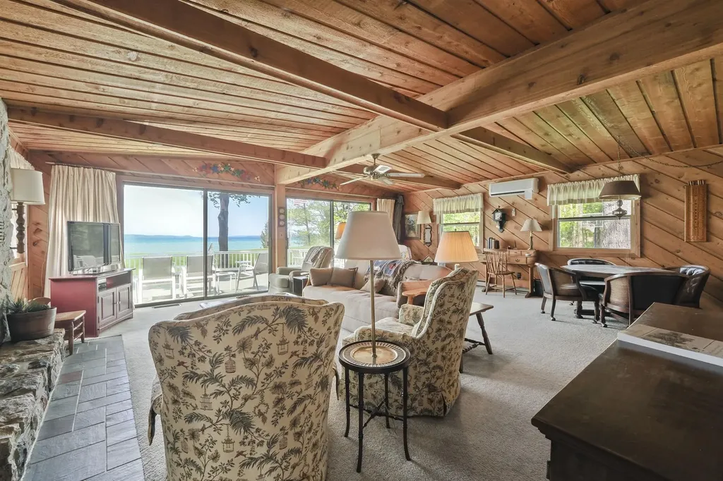 5882 Crystal Beach Road Clearwater Township MI 49676