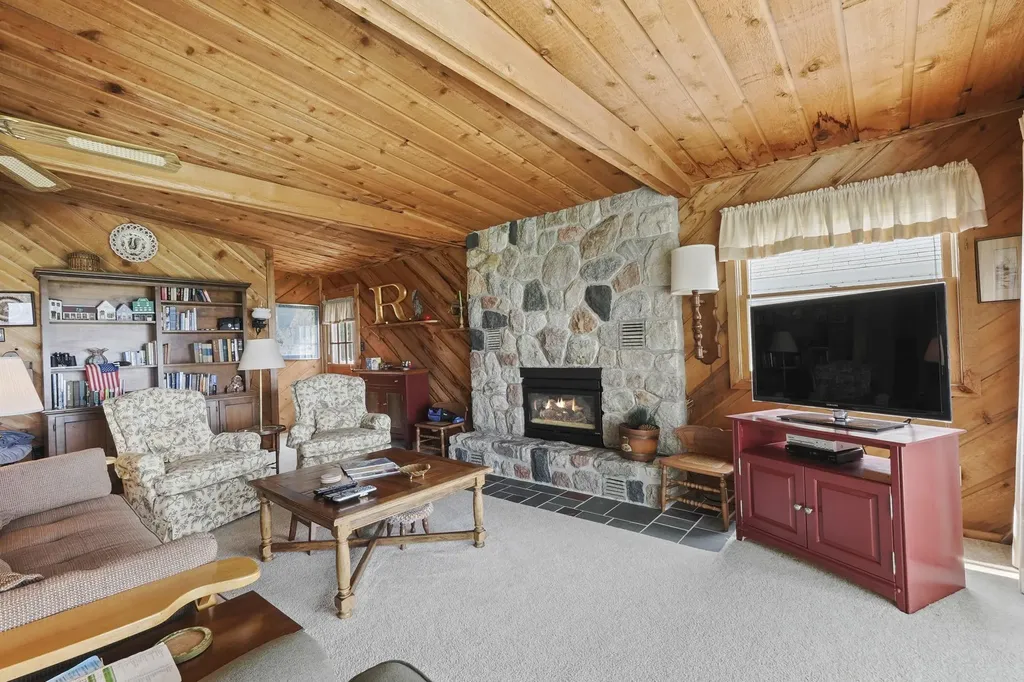 5882 Crystal Beach Road Clearwater Township MI 49676
