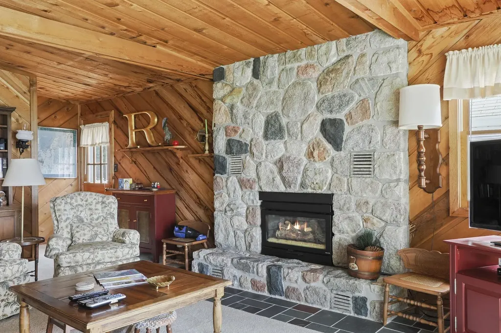 5882 Crystal Beach Road Clearwater Township MI 49676