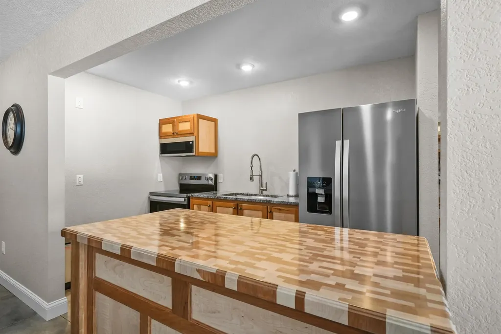 248 S Carolyn Drive Lake Township MI 49651
