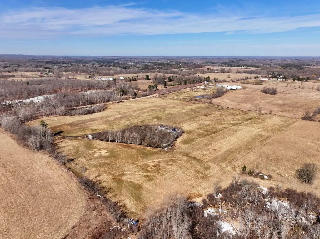 40 Acres 190th Avenue Le Roy Township MI 49655