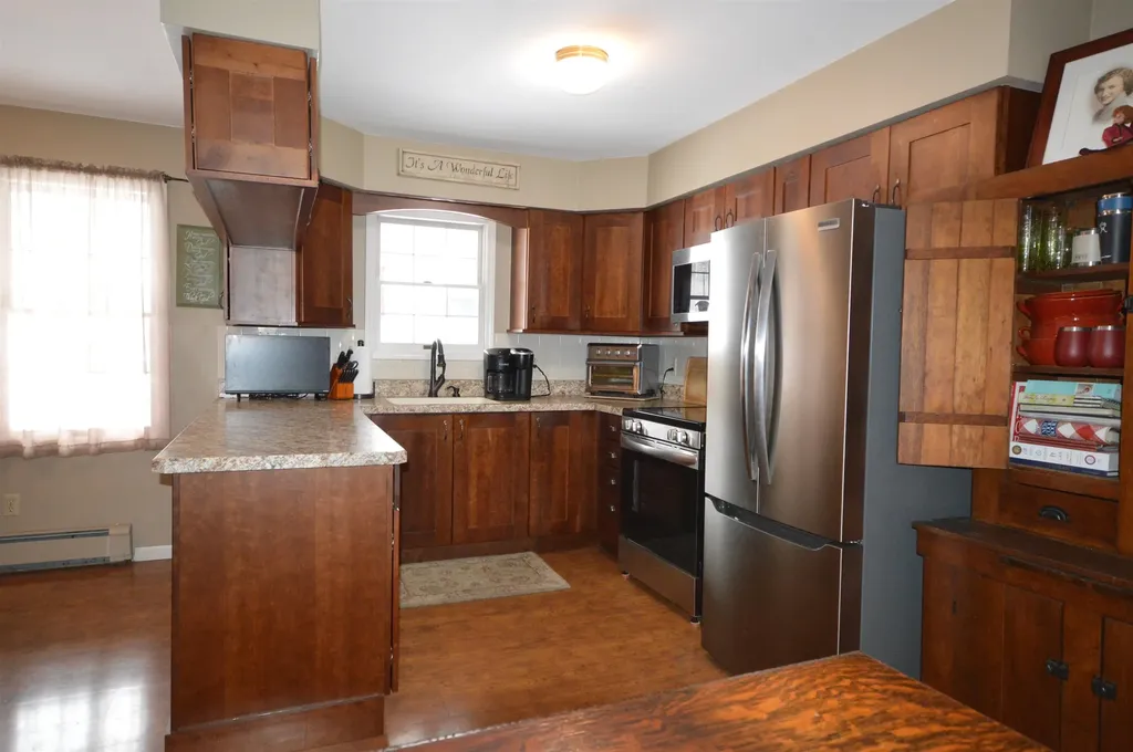 2639 Hammond Highlands Drive East Bay Township MI 49696