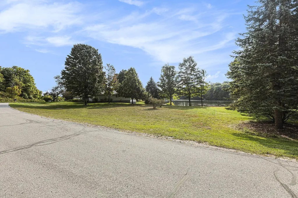 00 E Avondale Lane Elmwood Charter Township MI 49684