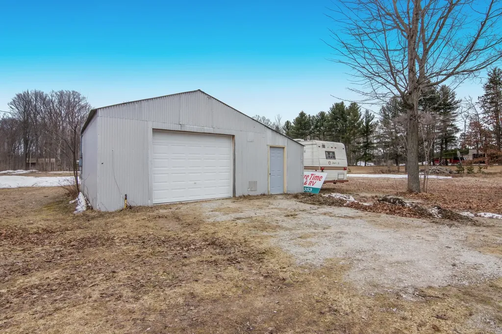 2601 Benzie Highway Benzonia Township MI 49616