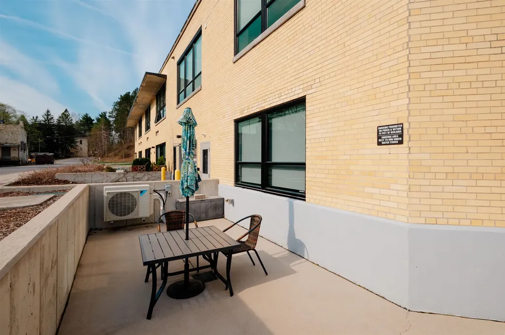 820-14 Red Drive Garfield Charter Township MI 49684