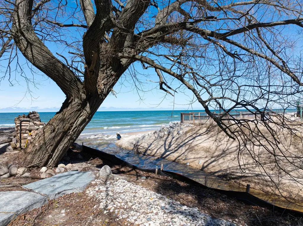 3126 Lake Shore Road Manistee Township MI 49660