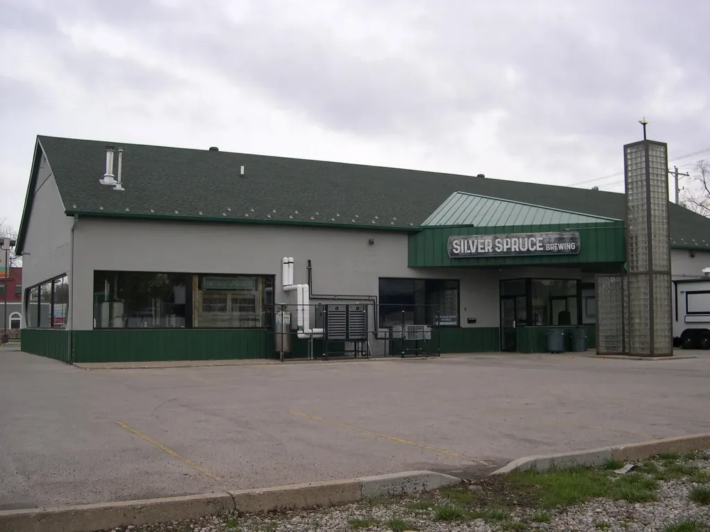 1565 Edgewater Ridge Traverse City City MI 49684