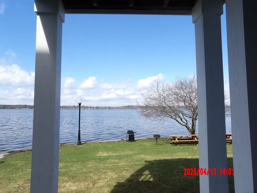1246 Sunnyside Drive Cadillac City MI 49601