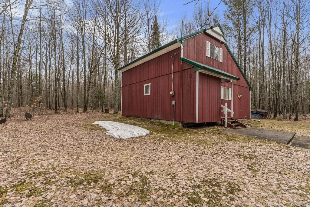 11470 SW Lund School Road Garfield Township MI 49633
