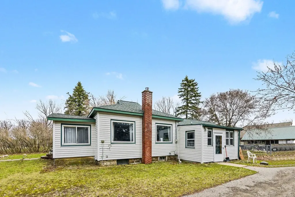 208 N Beech Street Kearney Township MI 49615