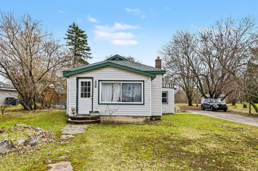 208 N Beech Street Kearney Township MI 49615