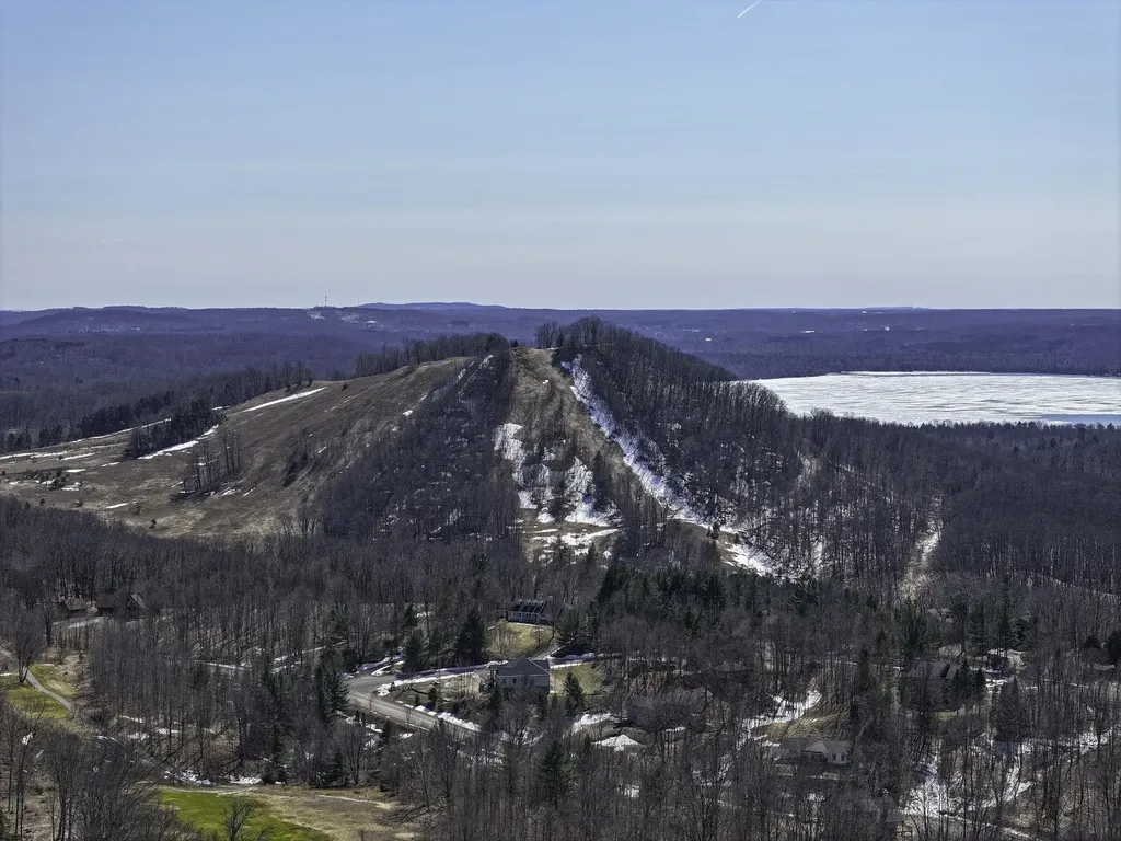 0000 S Bay Bluffs Drive Cleveland Township MI 49621