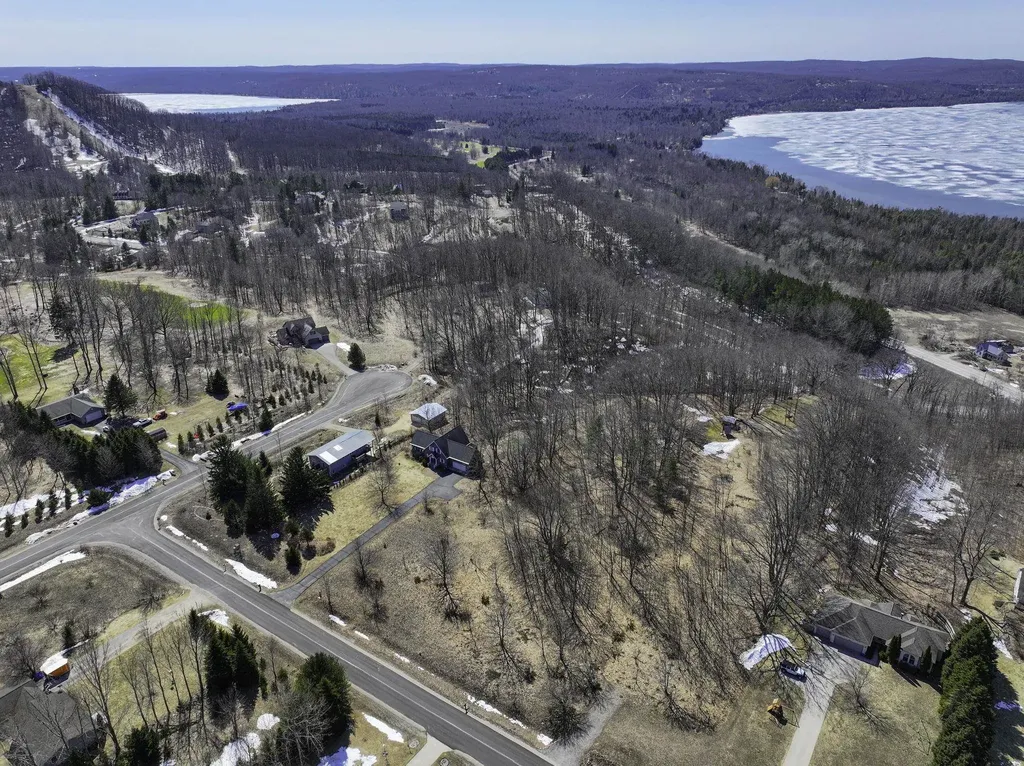 0000 S Bay Bluffs Drive Cleveland Township MI 49621