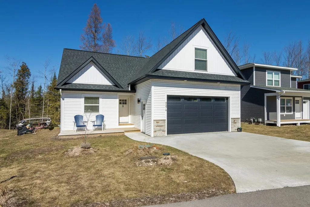 9276 S Flaska Drive Solon Township MI 49621