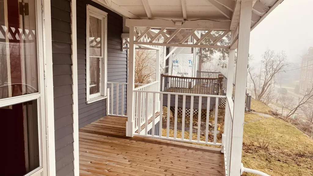 312 Grove Petoskey City MI 49720