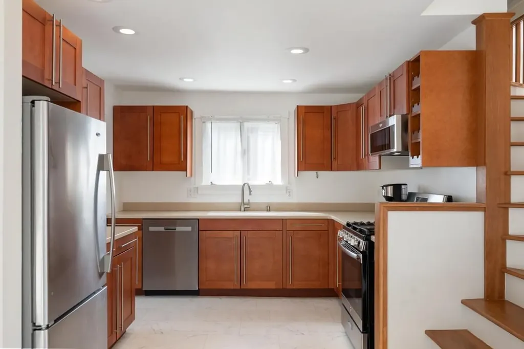 312 Grove Petoskey City MI 49720