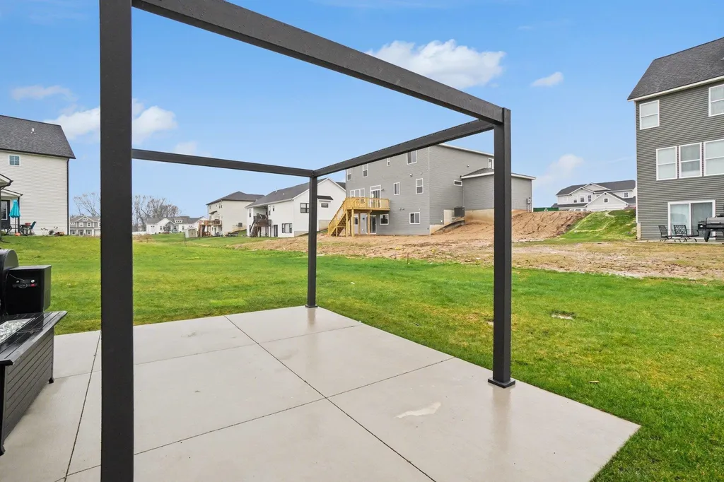 3338 Eagle Peak Drive Georgetown Charter Township MI 49428