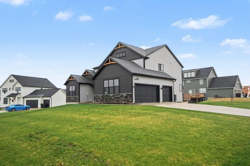3338 Eagle Peak Drive Georgetown Charter Township MI 49428