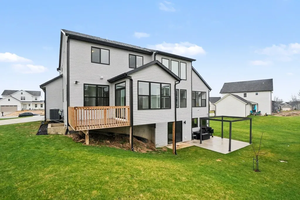 3338 Eagle Peak Drive Georgetown Charter Township MI 49428