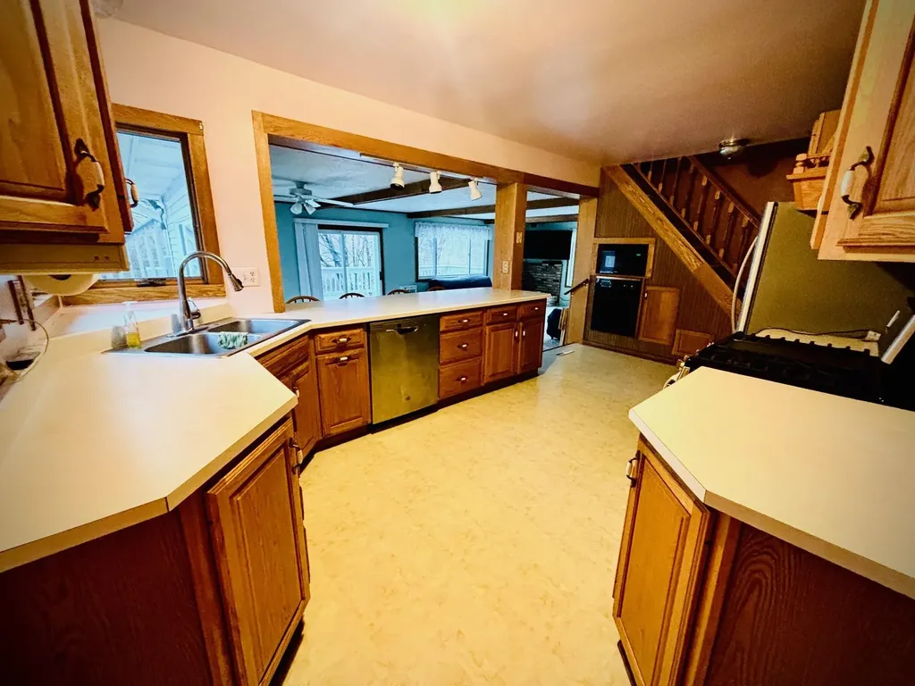2528 Muckle Road Echo Township MI 49622