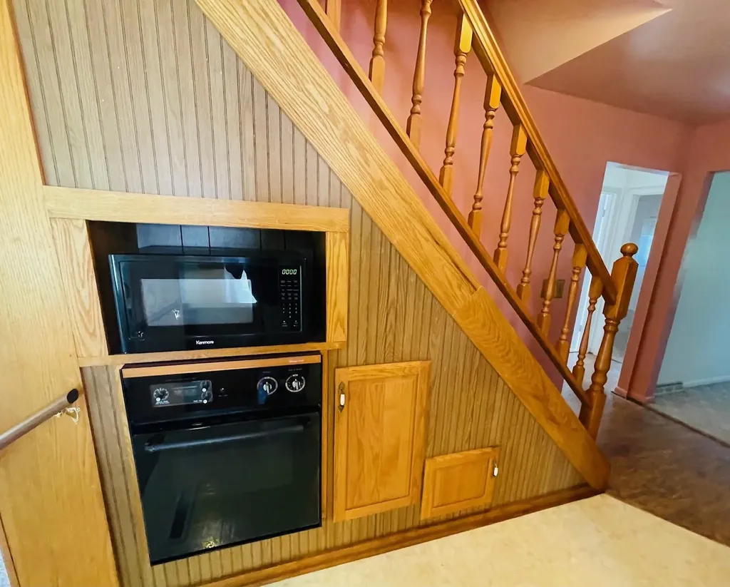 2528 Muckle Road Echo Township MI 49622
