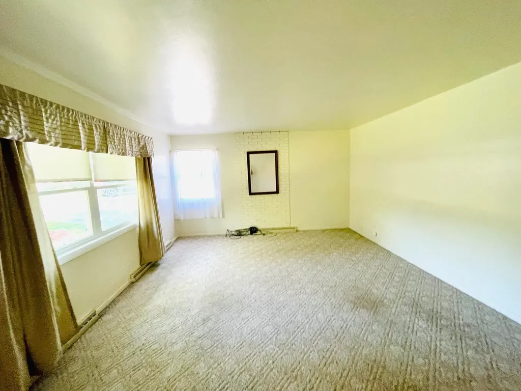 2528 Muckle Road Echo Township MI 49622