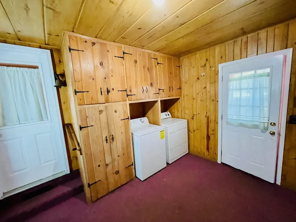 2528 Muckle Road Echo Township MI 49622