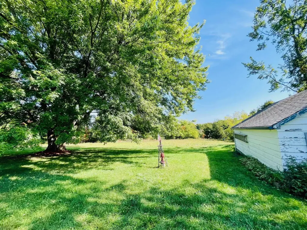 2528 Muckle Road Echo Township MI 49622