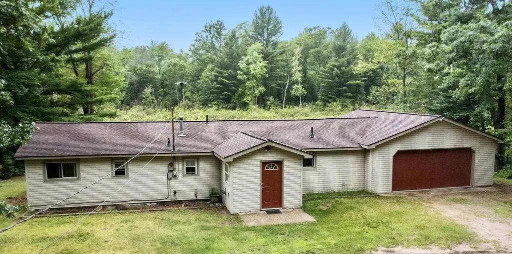 7418 Riverside Drive Richfield Township MI 48656