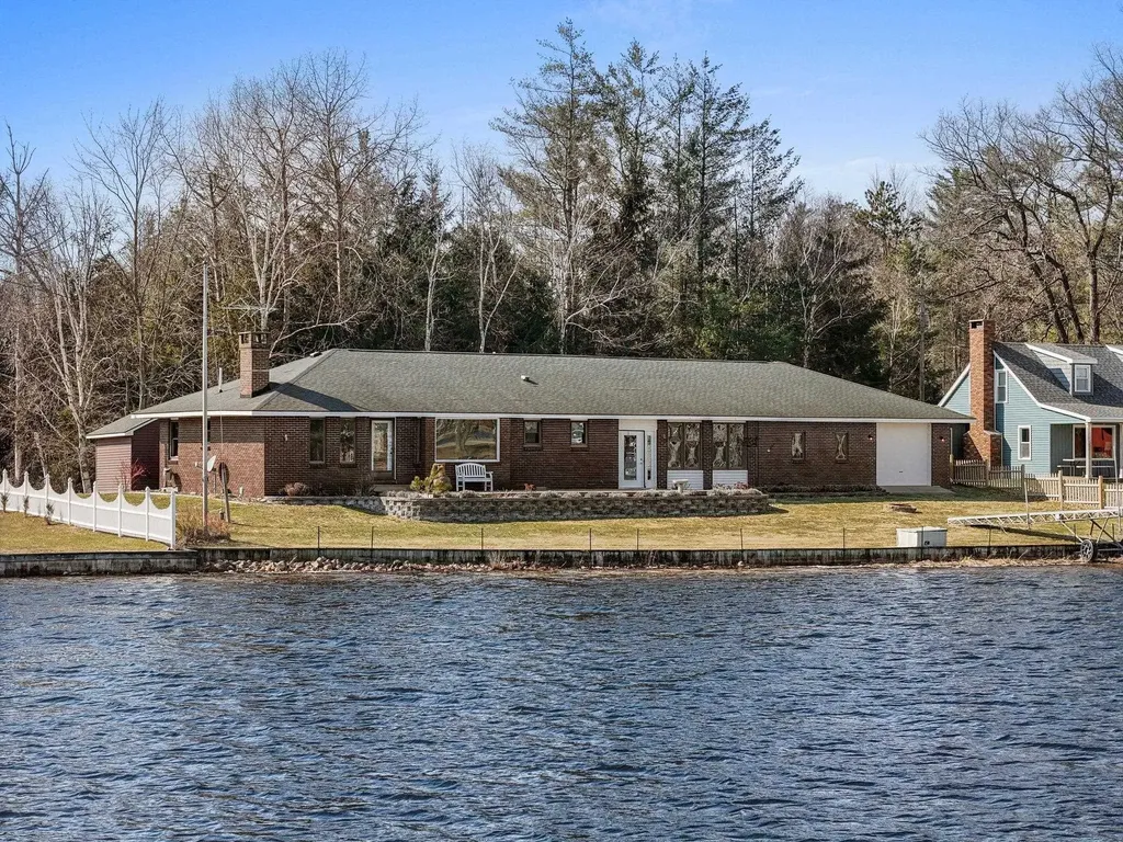 111 S Dana Trail Lake Township MI 49651
