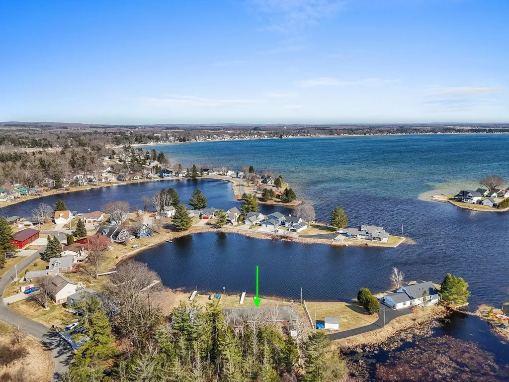 111 S Dana Trail Lake Township MI 49651