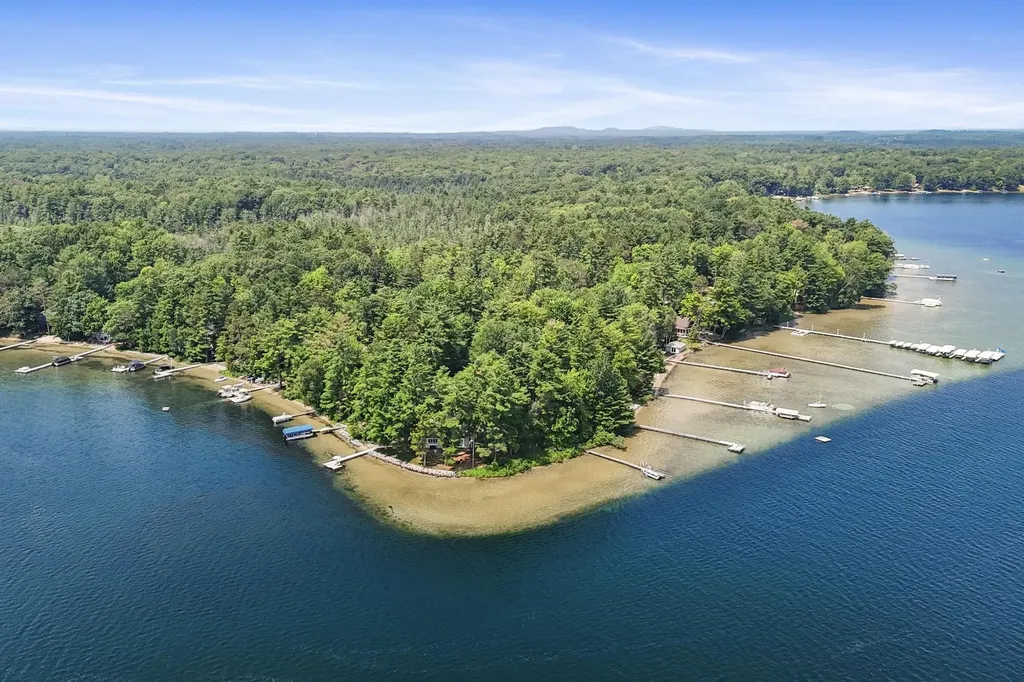 620 Lakewood Road Long Lake Township MI 49685
