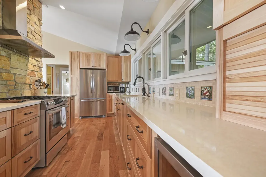 620 Lakewood Road Long Lake Township MI 49685