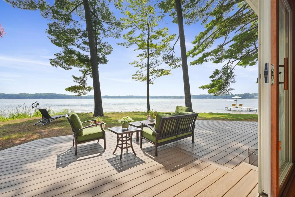 620 Lakewood Road Long Lake Township MI 49685