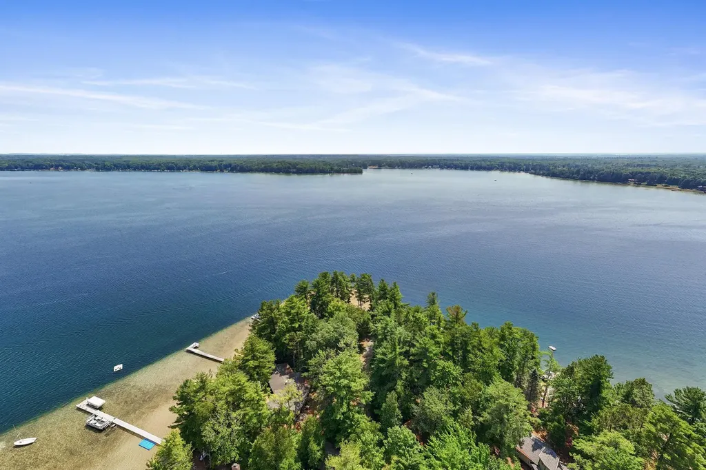 620 Lakewood Road Long Lake Township MI 49685
