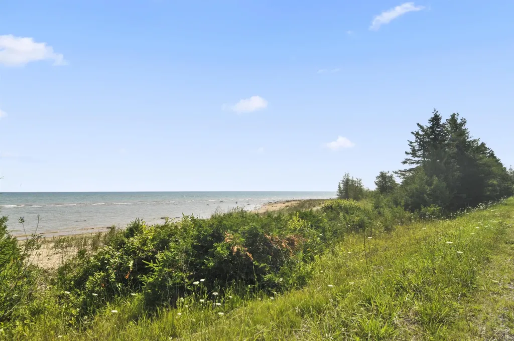 22542 N Us-23 Bearinger Township MI 49759