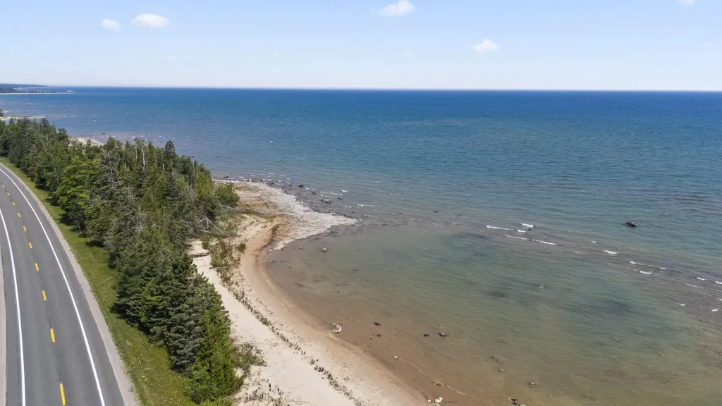 22542 N Us-23 Bearinger Township MI 49759