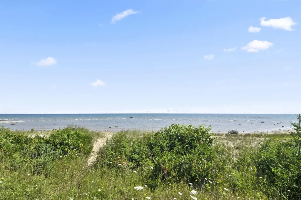 22542 N Us-23 Bearinger Township MI 49759