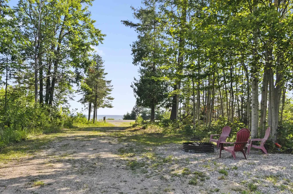 22542 N Us-23 Bearinger Township MI 49759